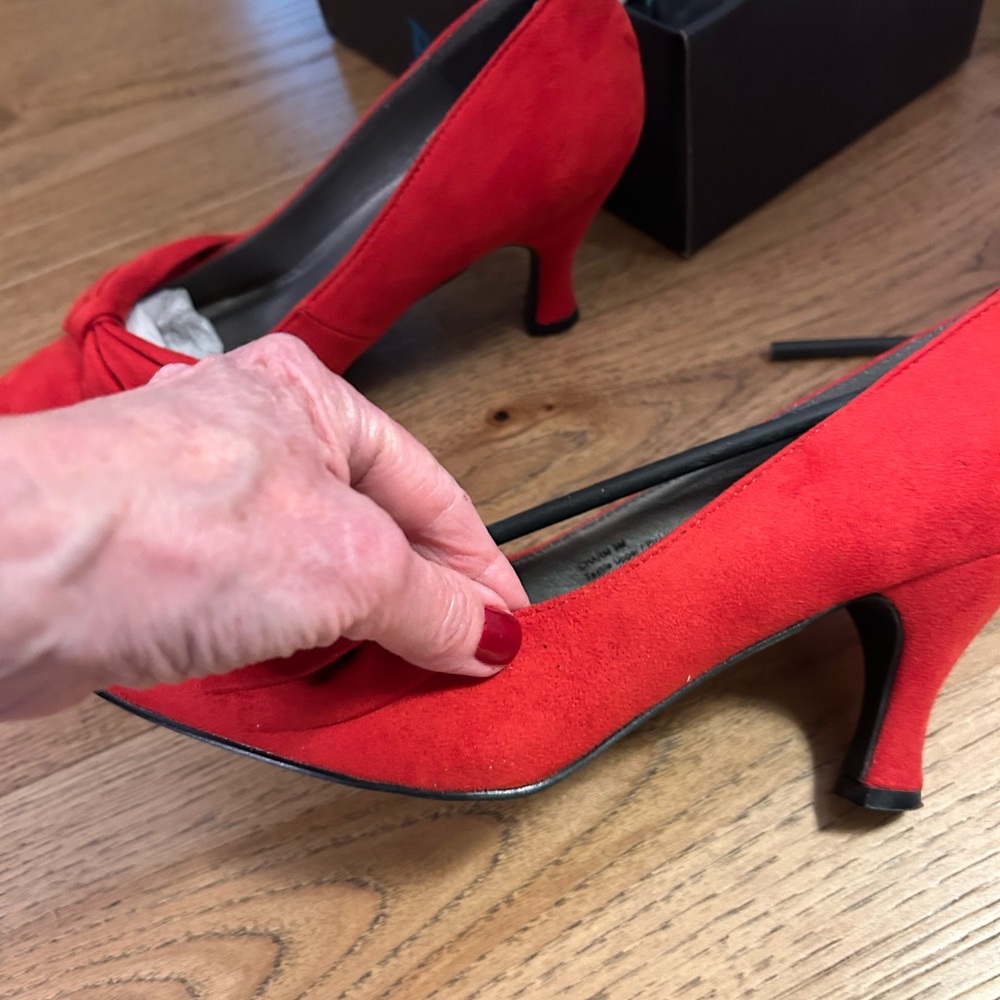 Beautiful Red Suede Heels - Picture 2 of 4